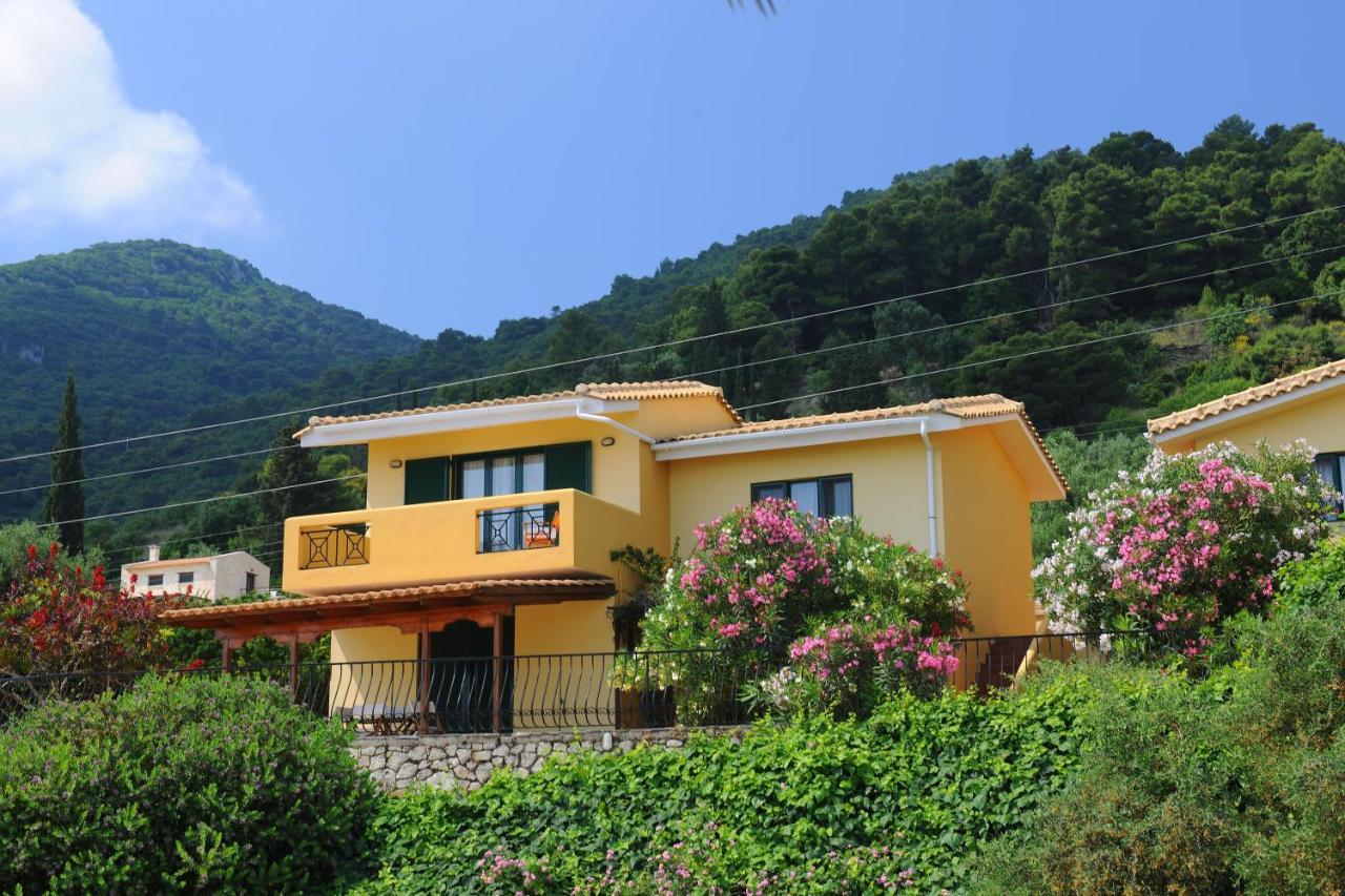 Villa Flisvos Marathias  Exterior photo